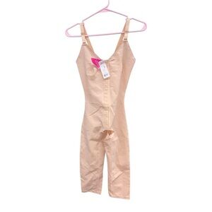 Nude Seamless Full-Body Shapewear Bodysuit size small